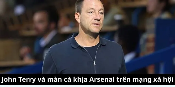 Cuộc đối đầu Chelsea - Arsenal tiếp tục nóng trên mạng xã hội